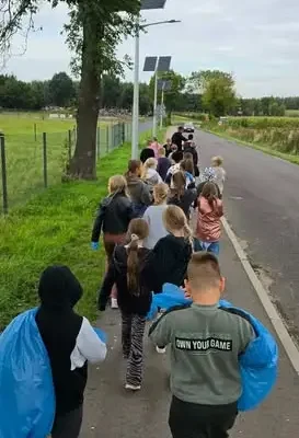 Nowogród: uczniowie posprzątali okolicę w ramach akcji Sprzątanie Świata
