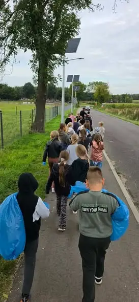 Nowogród: uczniowie posprzątali okolicę w ramach akcji Sprzątanie Świata