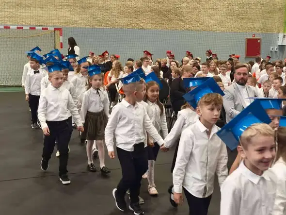 Dzień Edukacji Narodowej i pasowanie na ucznia w Piątnicy