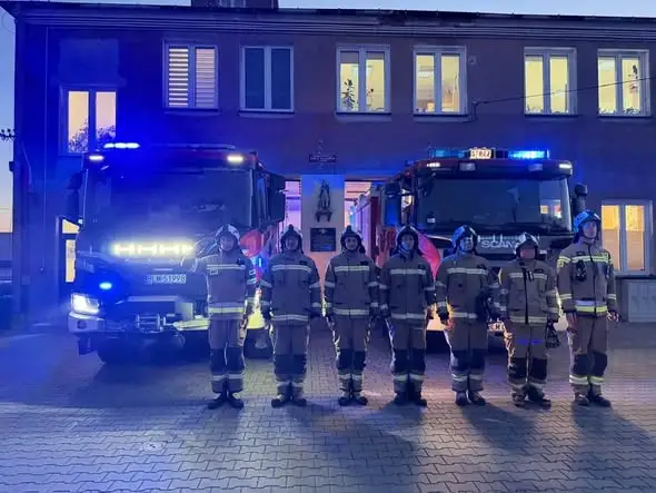 Strażacy oddali hołd poległym kolegom. Syreny zawyły w całym kraju